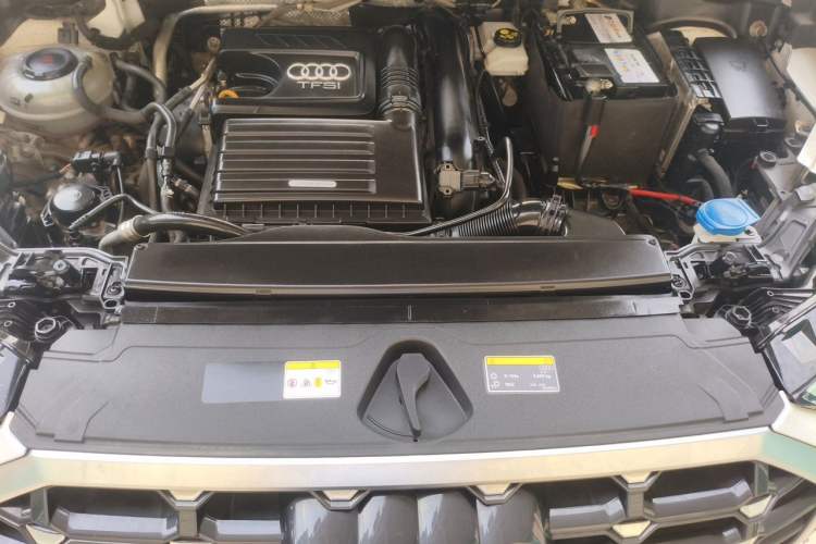 Used Audi Q3 2022 35 TFSI Progressive Dynamic Edition Engine Bay