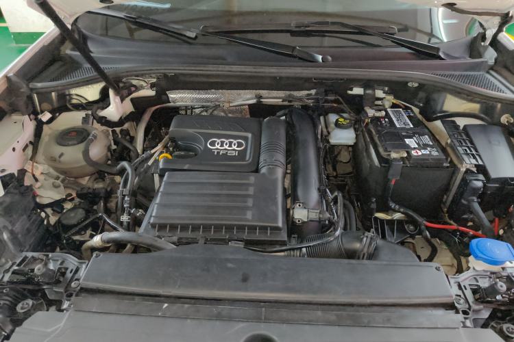 Used Audi Q3 2022 35 TFSI Fashion Dynamic Model Engine Bay