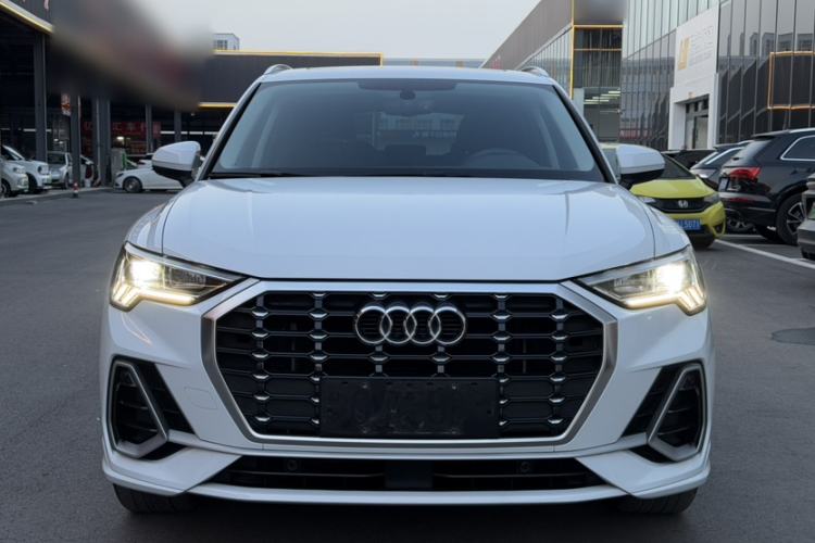 Used Audi Q3 2022 35 TFSI Fashion Dynamic Model Exterior 1