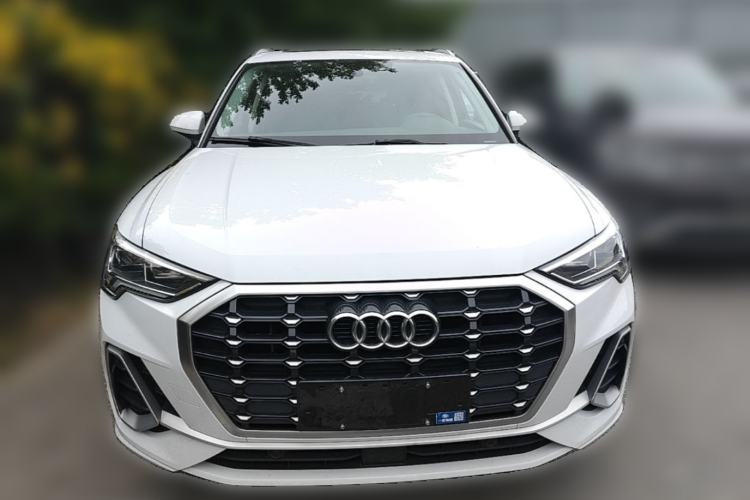 Used Audi Q3 2022 35 TFSI Fashion Dynamic Model Exterior 1
