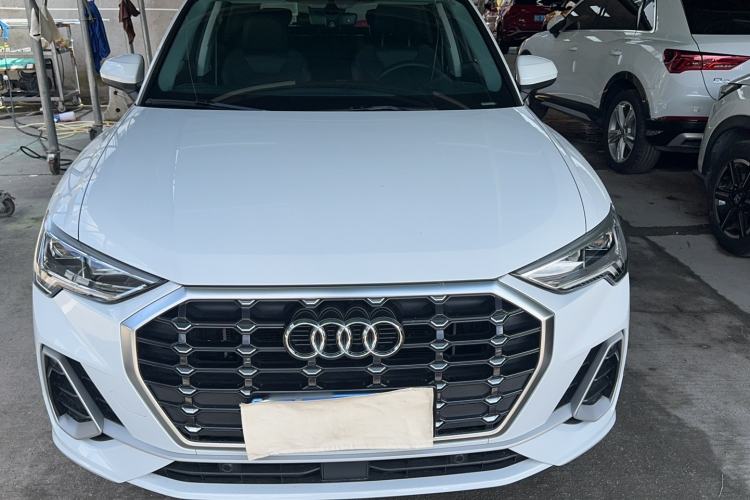 Used Audi Q3 2022 35 TFSI Fashion Dynamic Model Exterior 1