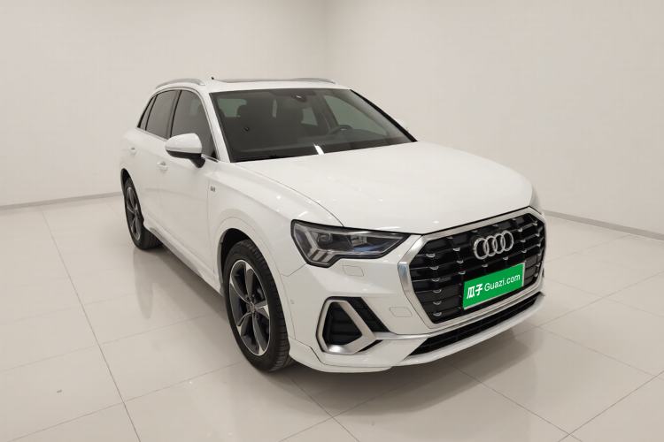 Used Audi Q3 2022 35 TFSI Fashion Dynamic Model Exterior 1
