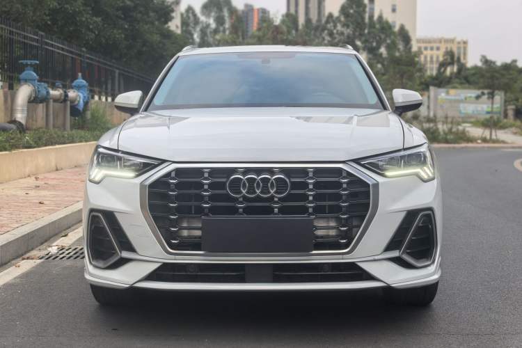 Used Audi Q3 2022 35 TFSI Progressive Dynamic Edition Exterior 1