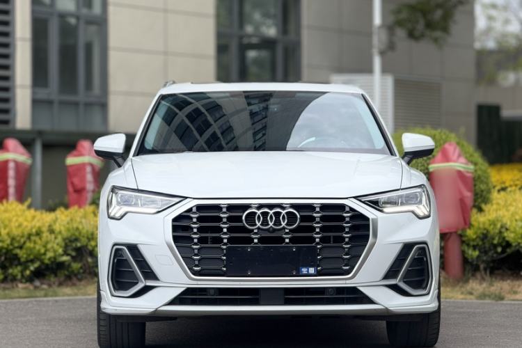 Used Audi Q3 2022 40 TFSI Fashion Dynamic Model Exterior 1