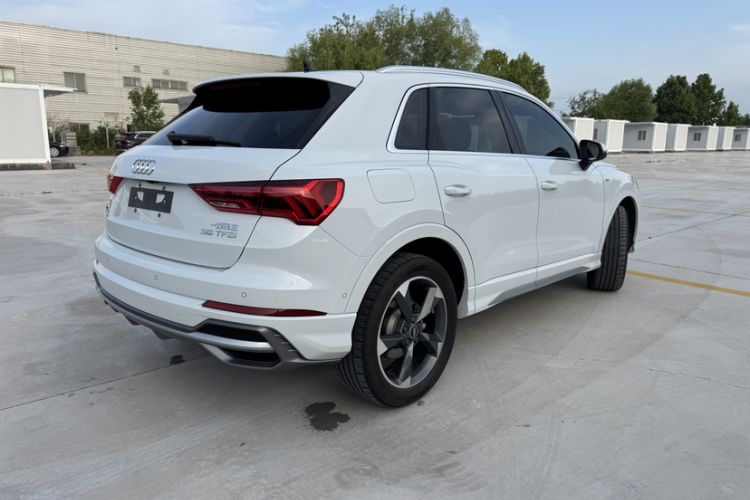 Used Audi Q3 2022 35 TFSI Fashion Dynamic Model Exterior 11