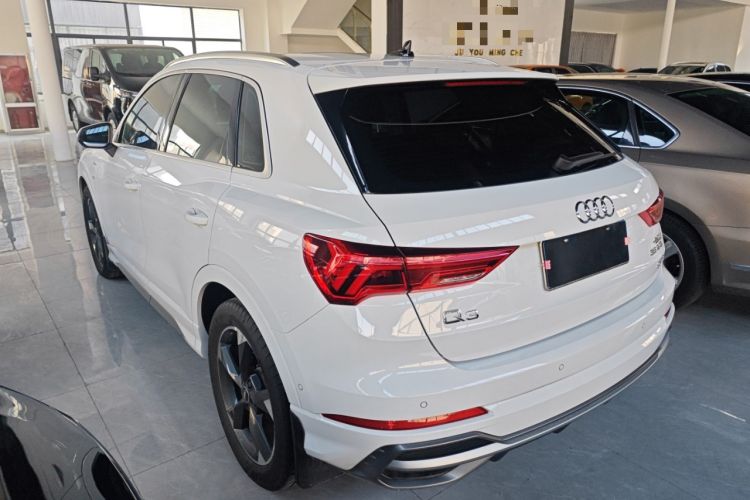 Used Audi Q3 2022 35 TFSI Fashion Dynamic Model Exterior 2