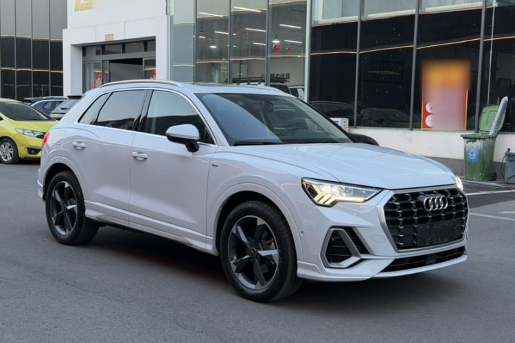 Used Audi Q3 2022 35 TFSI Fashion Dynamic Model Exterior 2