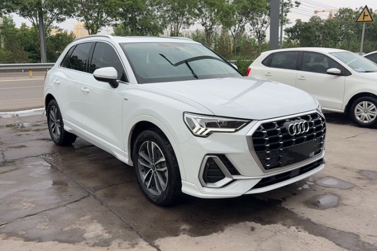 Used Audi Q3 2022 35 TFSI Progressive Dynamic Edition Exterior 2