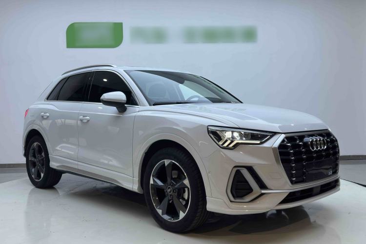 Used Audi Q3 2022 35 TFSI Fashion Dynamic Model Exterior 2