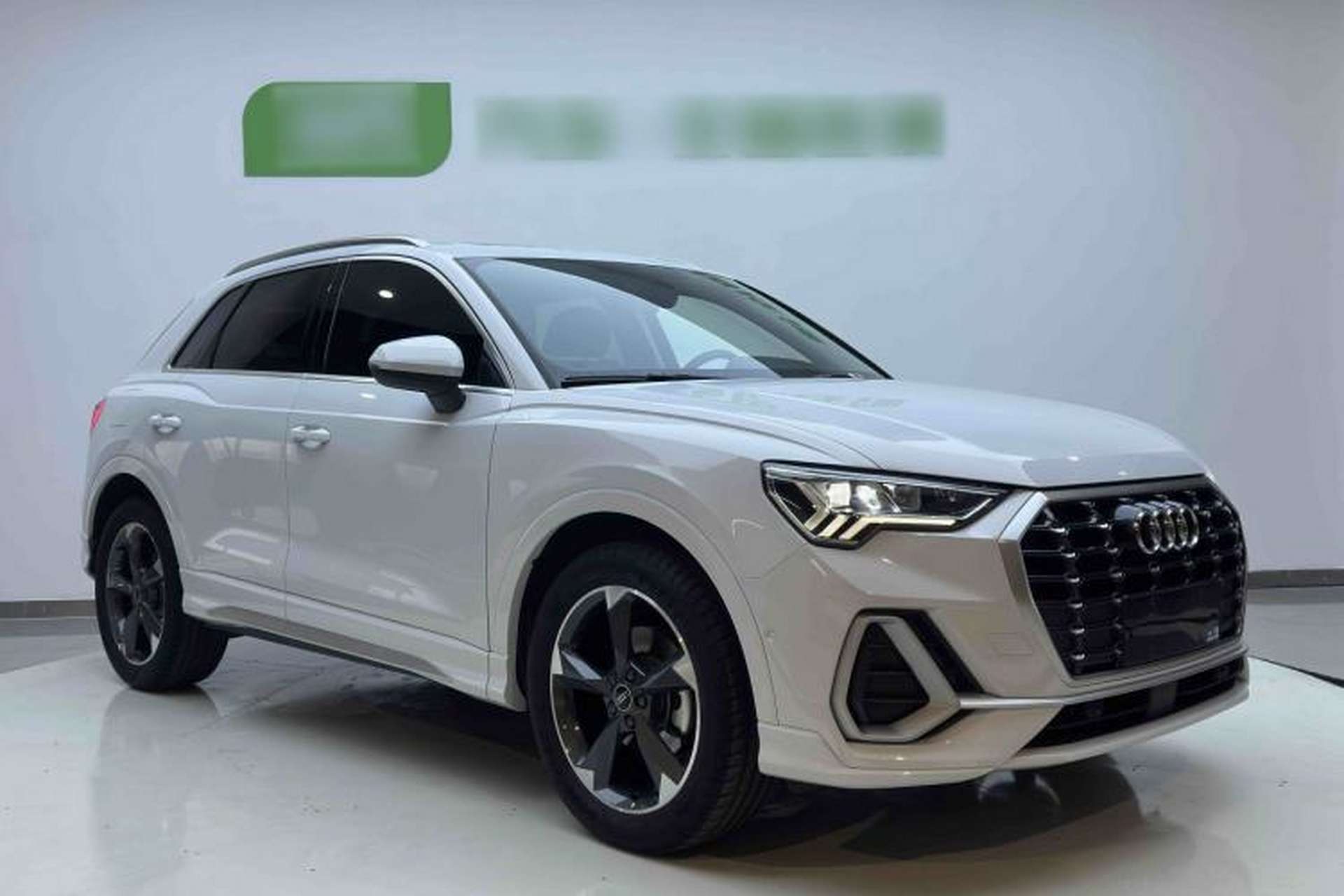 Used Audi Q3 2022 35 TFSI Fashion Dynamic Model Exterior 2