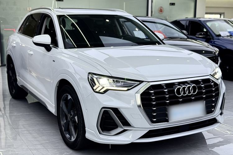 Used Audi Q3 2022 35 TFSI Fashion Dynamic Model Exterior 2