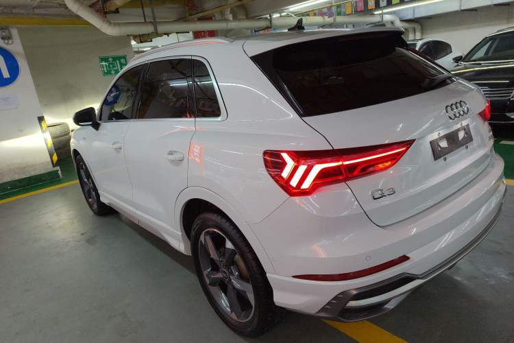 Used Audi Q3 2022 35 TFSI Fashion Dynamic Model Exterior 2