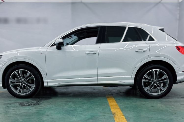 Used Audi Q3 2022 40 TFSI Fashion Dynamic Model Exterior 3