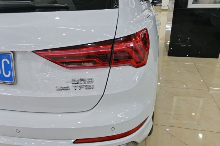Used Audi Q3 2022 35 TFSI Fashion Dynamic Model Exterior 3