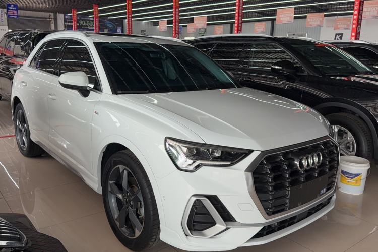 Used Audi Q3 2022 35 TFSI Fashion Dynamic Model Exterior 3