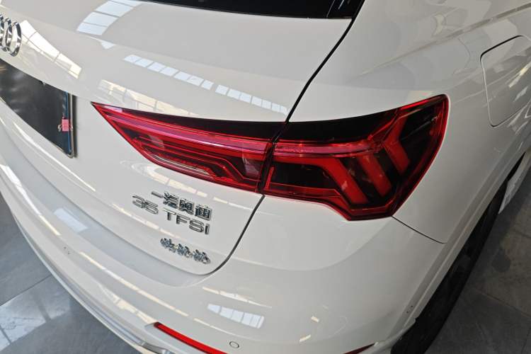 Used Audi Q3 2022 35 TFSI Fashion Dynamic Model Exterior 3