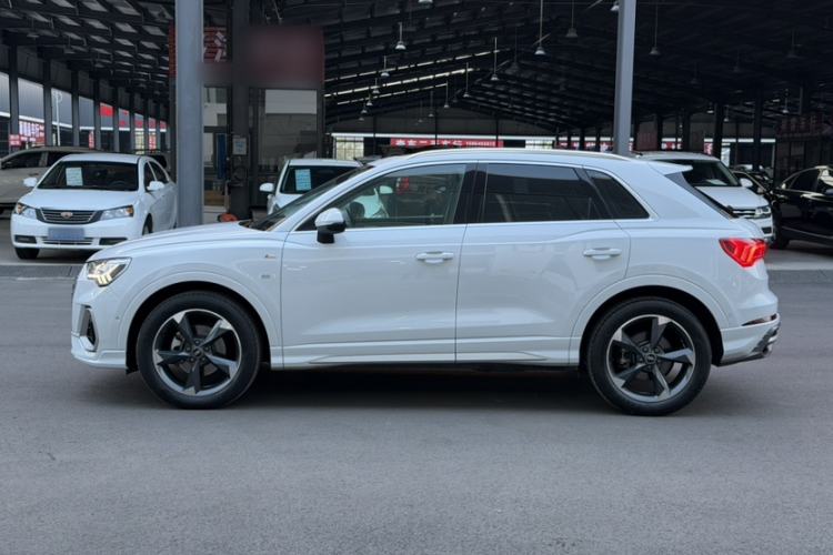 Used Audi Q3 2022 35 TFSI Fashion Dynamic Model Exterior 3