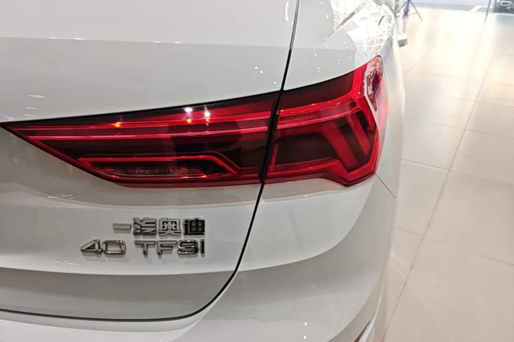 Used Audi Q3 2022 40 TFSI Fashion Dynamic Model Exterior 3