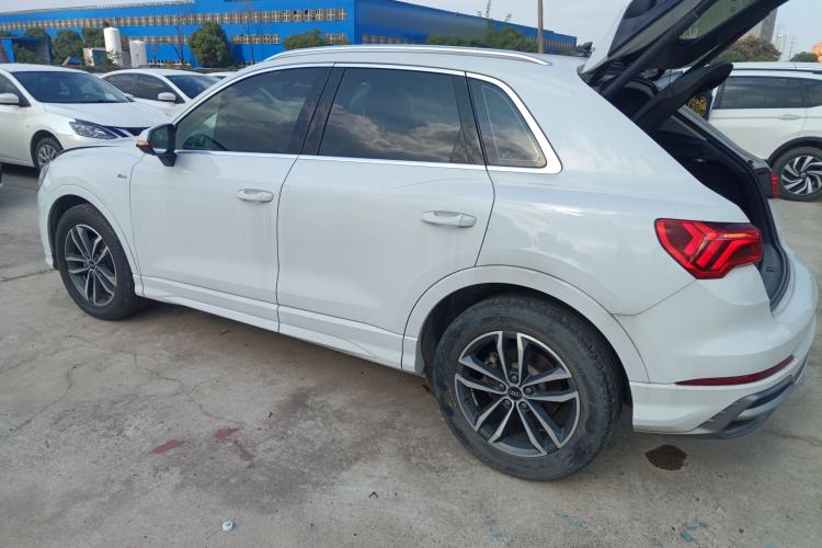 Used Audi Q3 2022 35 TFSI Progressive Dynamic Edition Exterior 3