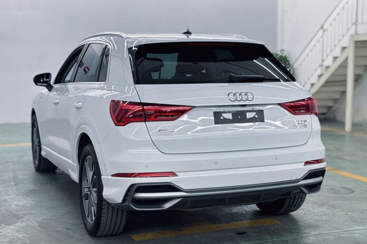 Used Audi Q3 2022 40 TFSI Fashion Dynamic Model Exterior 4