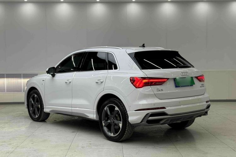 Used Audi Q3 2022 35 TFSI Fashion Dynamic Model Exterior 4