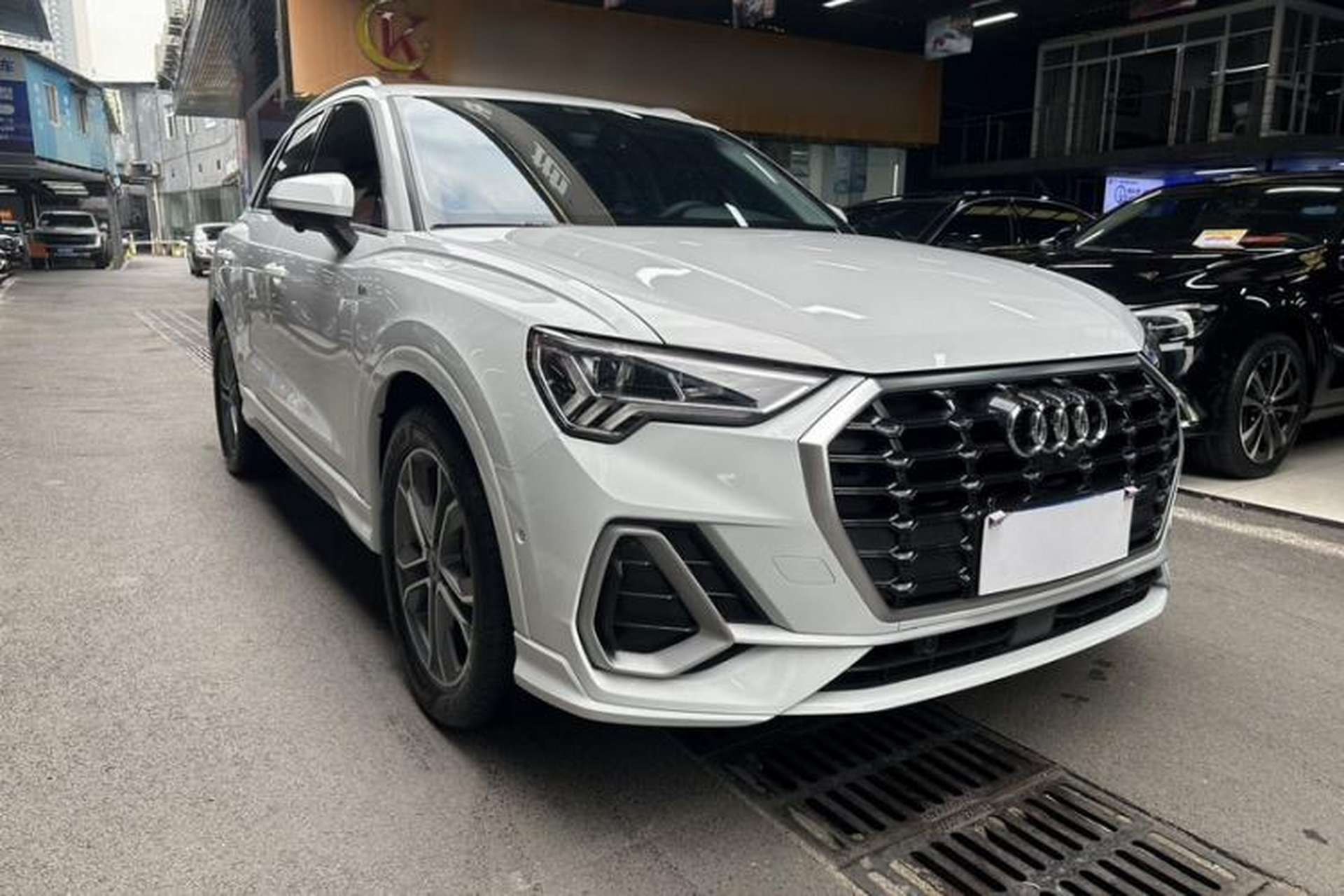Used Audi Q3 2022 40 TFSI Fashion Dynamic Model Exterior 4