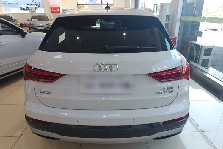 Used Audi Q3 2022 35 TFSI Fashionable and Elegant Model Exterior 4