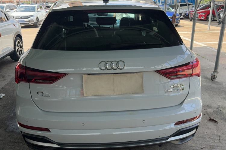 Used Audi Q3 2022 35 TFSI Fashion Dynamic Model Exterior 4