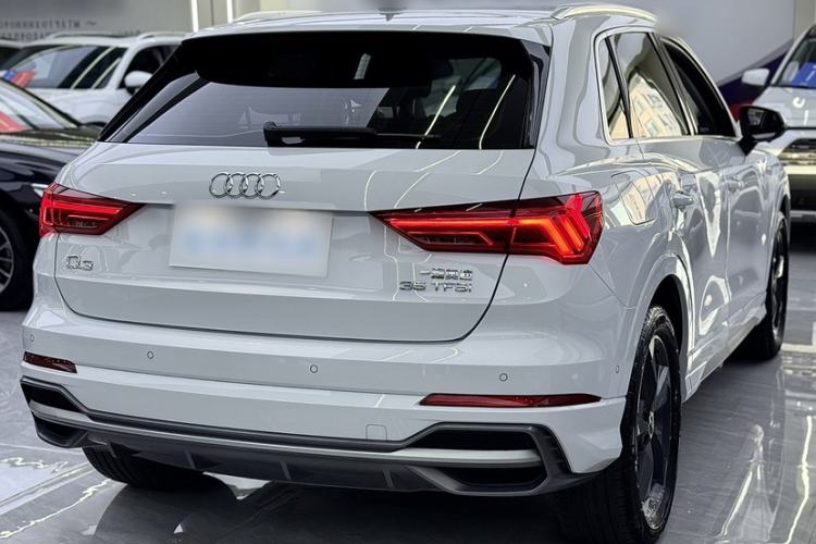 Used Audi Q3 2022 35 TFSI Fashion Dynamic Model Exterior 5