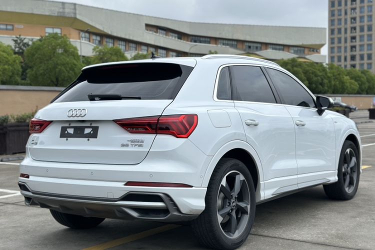 Used Audi Q3 2022 35 TFSI Fashion Dynamic Model Exterior 5