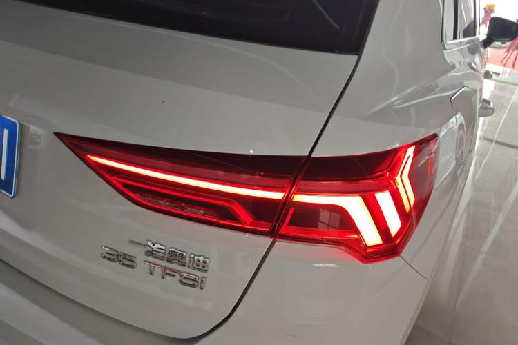 Used Audi Q3 2022 35 TFSI Progressive Dynamic Edition Exterior 6
