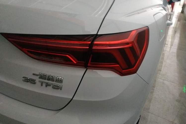 Used Audi Q3 2022 35 TFSI Fashion Dynamic Model Exterior 6
