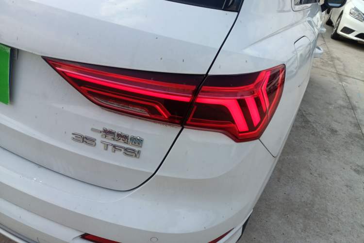 Used Audi Q3 2022 35 TFSI Progressive Dynamic Edition Exterior 6
