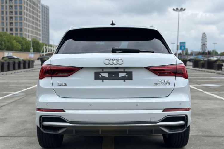 Used Audi Q3 2022 35 TFSI Fashion Dynamic Model Exterior 6