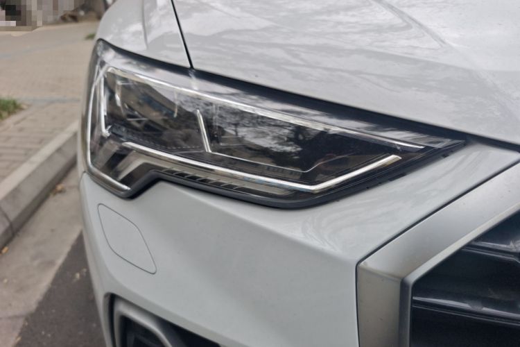 Used Audi Q3 2022 35 TFSI Fashion Dynamic Model Exterior 6