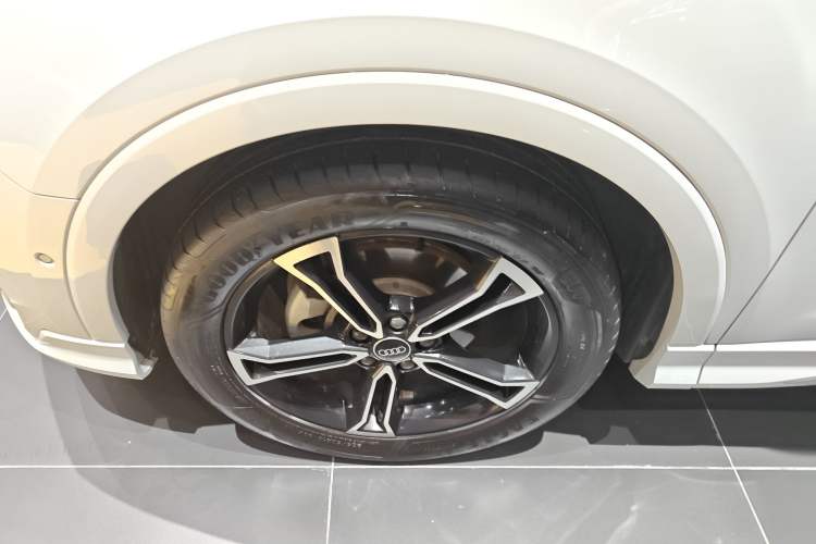 Used Audi Q3 2022 45 TFSI quattro Fashion Dynamic Model Exterior 7