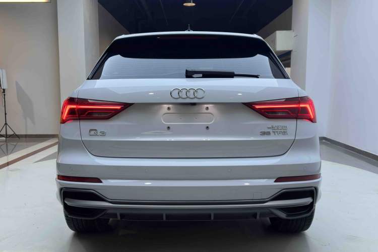Used Audi Q3 2022 35 TFSI Fashion Dynamic Model Exterior 7
