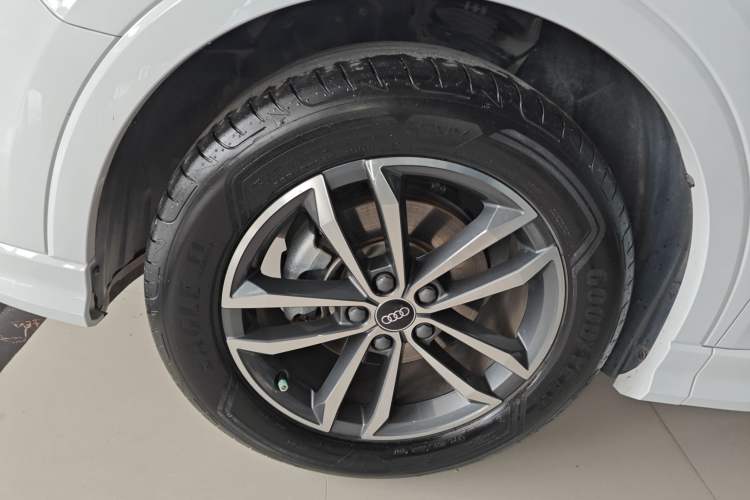 Used Audi Q3 2022 35 TFSI Progressive Dynamic Edition Exterior 7
