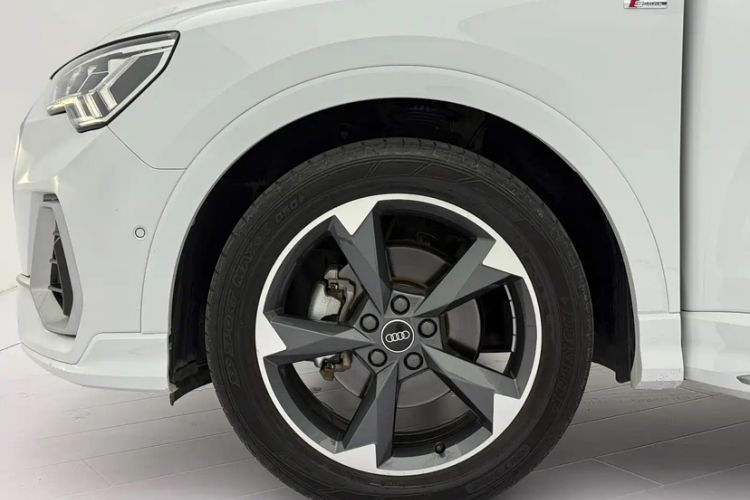 Used Audi Q3 2022 35 TFSI Fashion Dynamic Model Exterior 8