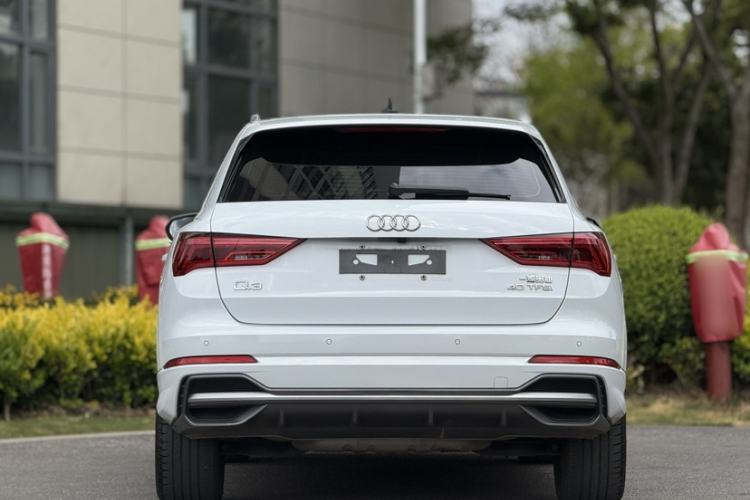 Used Audi Q3 2022 40 TFSI Fashion Dynamic Model Exterior 8