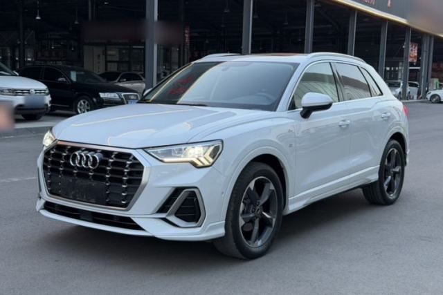 Used Audi Q3 2022 35 TFSI Fashion Dynamic Model