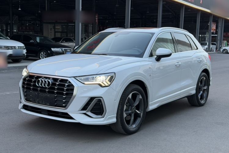 Used Audi Q3 2022 35 TFSI Fashion Dynamic Model Guazi used car, China used car export, Used car for sale, Used Audi cars, Cheapest cars for sale