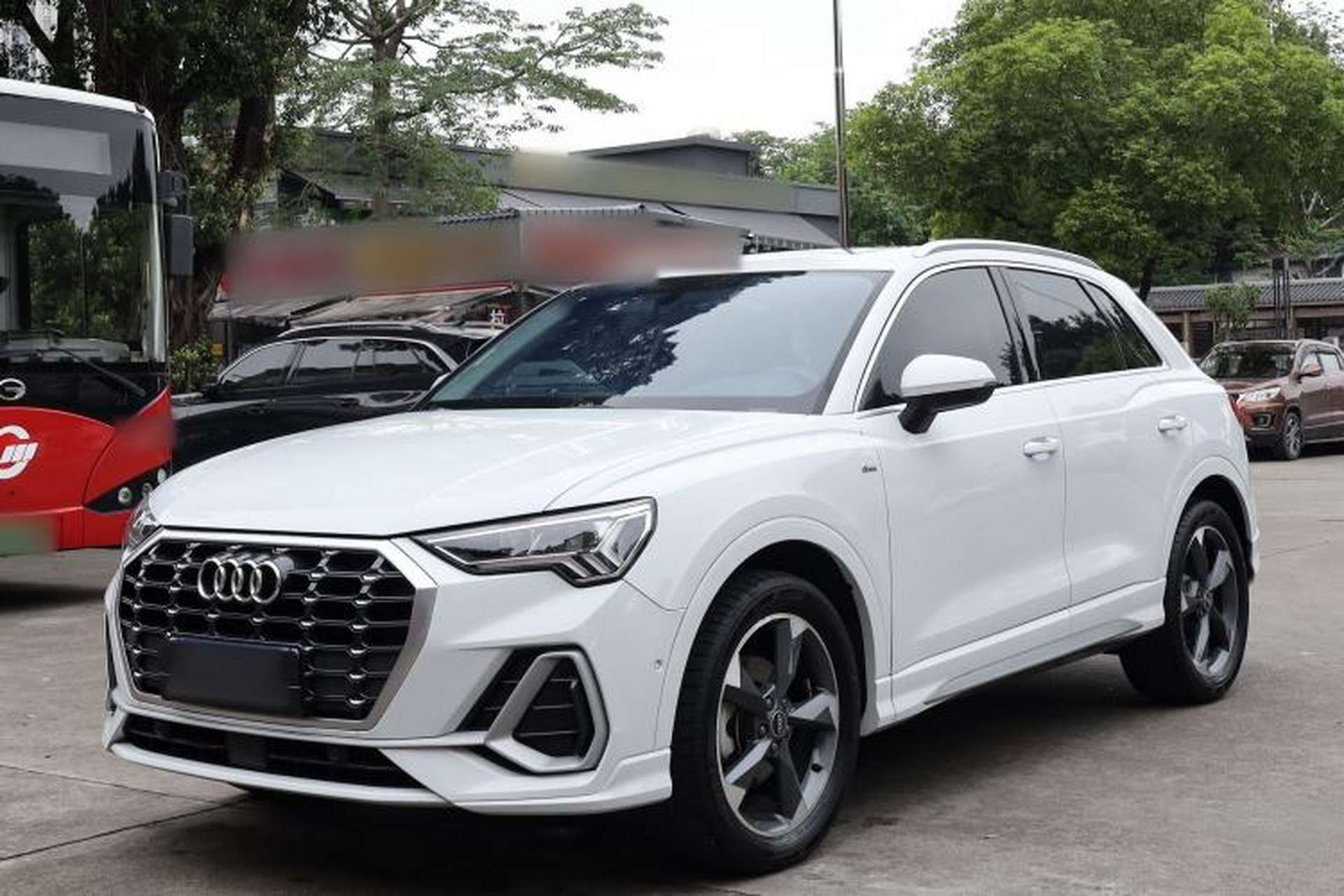 Used Audi Q3 2022 35 TFSI Fashion Dynamic Model Front Left 45 Deg