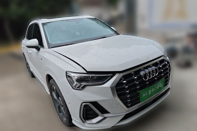 Used Audi Q3 2022 35 TFSI Fashion Dynamic Model Front Right 45 Deg