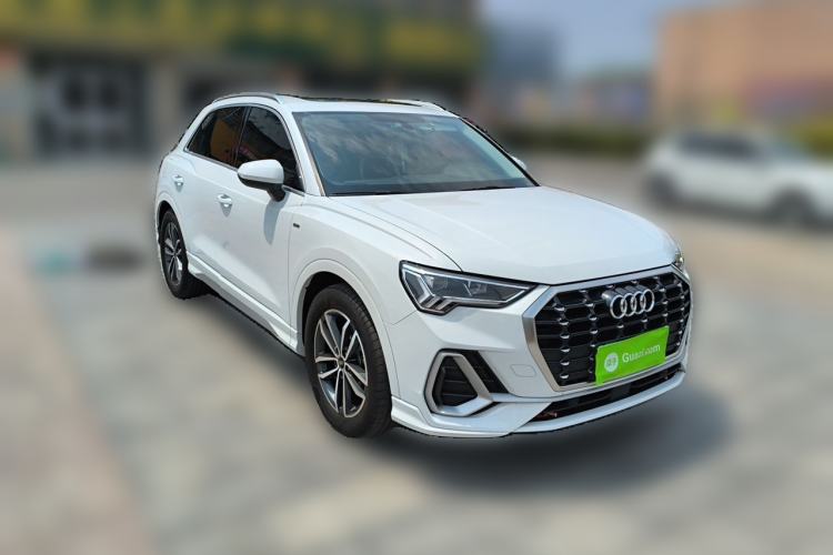 Used Audi Q3 2022 35 TFSI Progressive Dynamic Edition Front Right 45 Deg