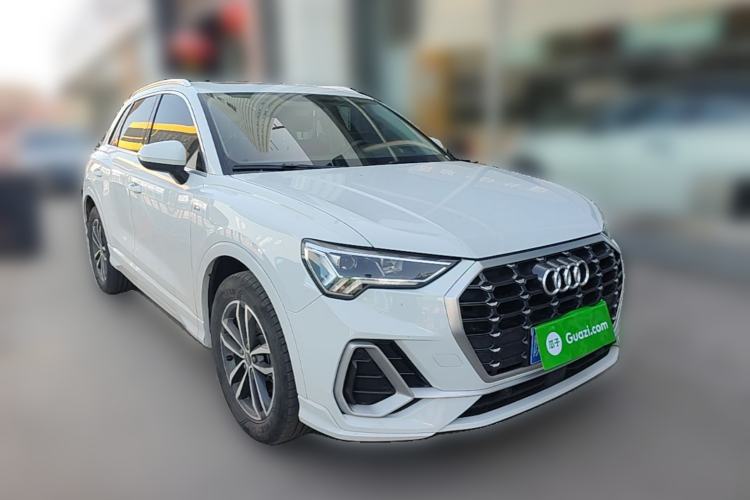 Used Audi Q3 2022 35 TFSI Progressive Dynamic Edition Front Right 45 Deg