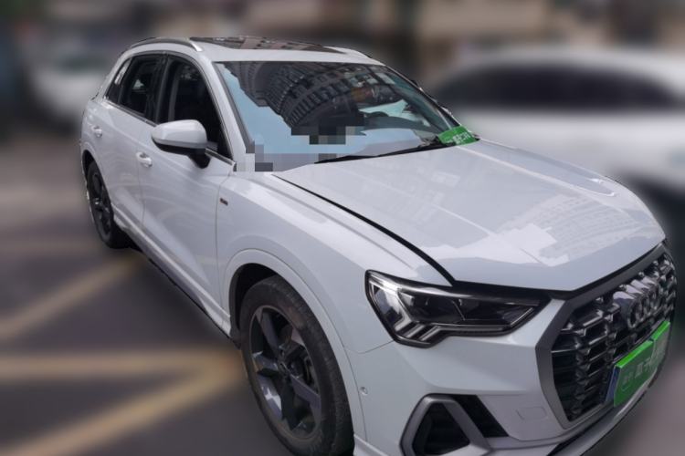 Used Audi Q3 2022 35 TFSI Fashion Dynamic Model Front Right 45 Deg