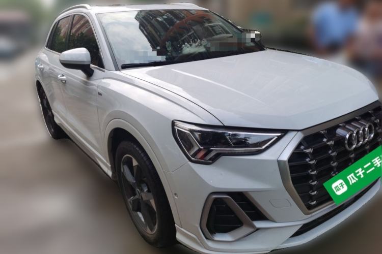 Used Audi Q3 2022 35 TFSI Fashion Dynamic Model Front Right 45 Deg