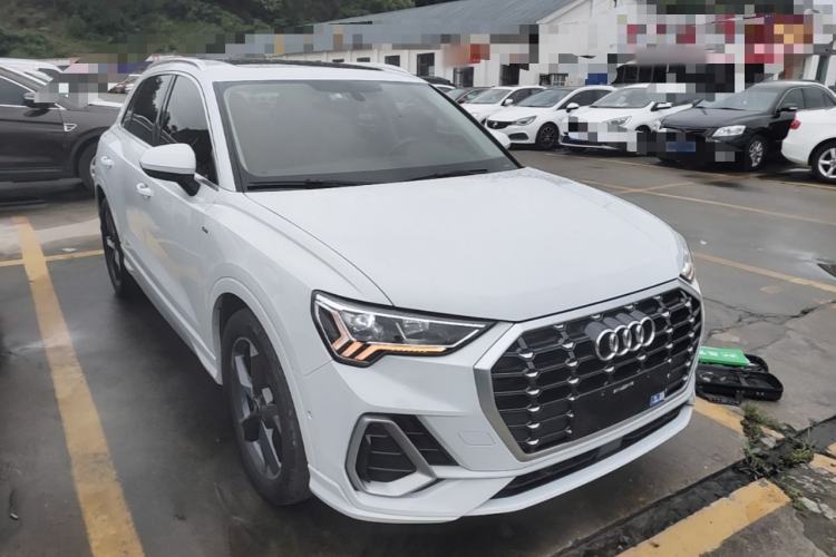 Used Audi Q3 2022 35 TFSI Fashion Dynamic Model Front Right 45 Deg