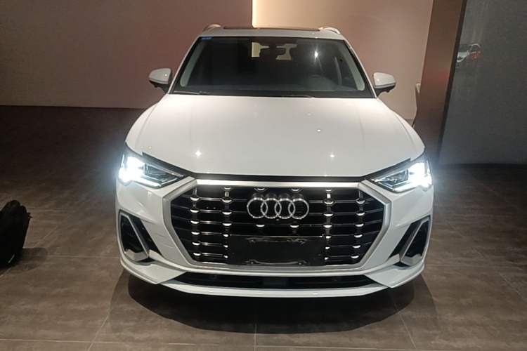 Used Audi Q3 2022 35 TFSI Fashion Dynamic Model Front